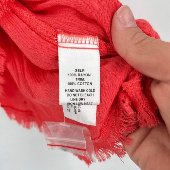 Promesa Red Ruffle Blouse - Picture 6 of 8